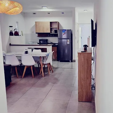 Corrientes Apartamento Con Cochera Auto Exterior photo