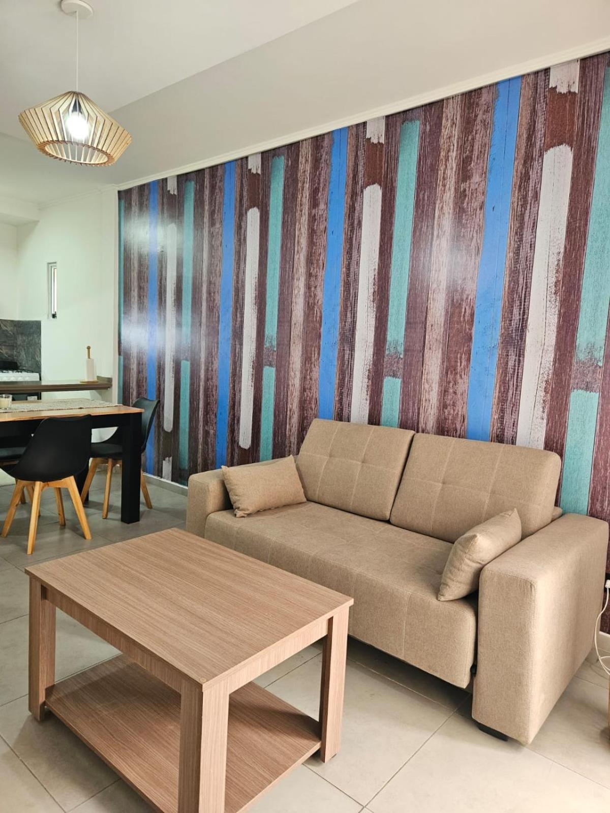 Apartment Con Cochera Auto *